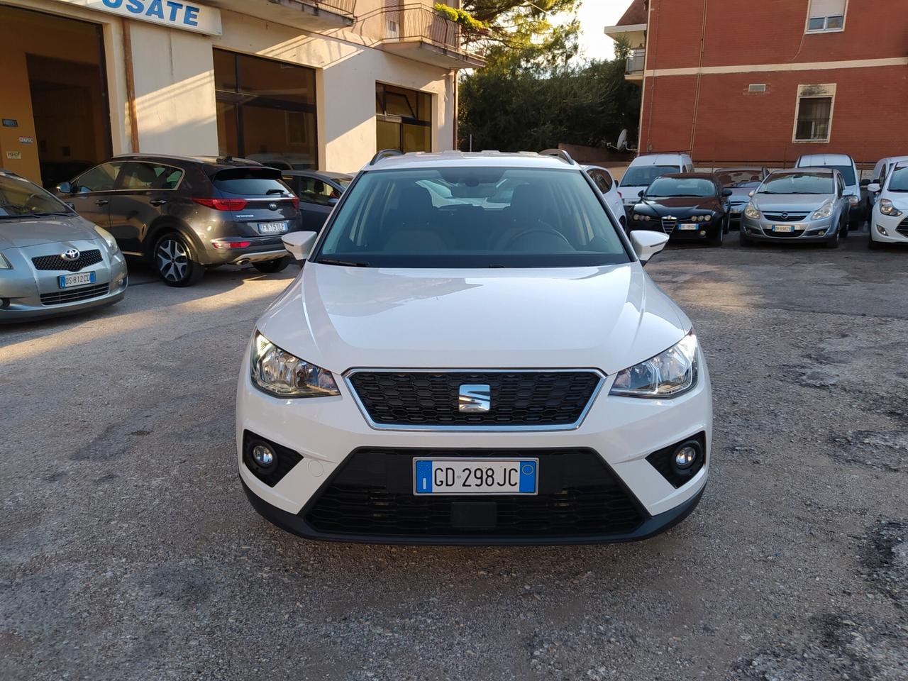 Seat Arona 1.0 TGI Style Neopatentati