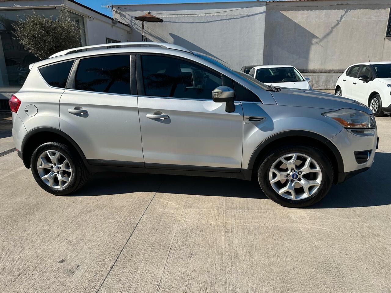 Ford Kuga 2.0 TDCi 140 CV Titanium