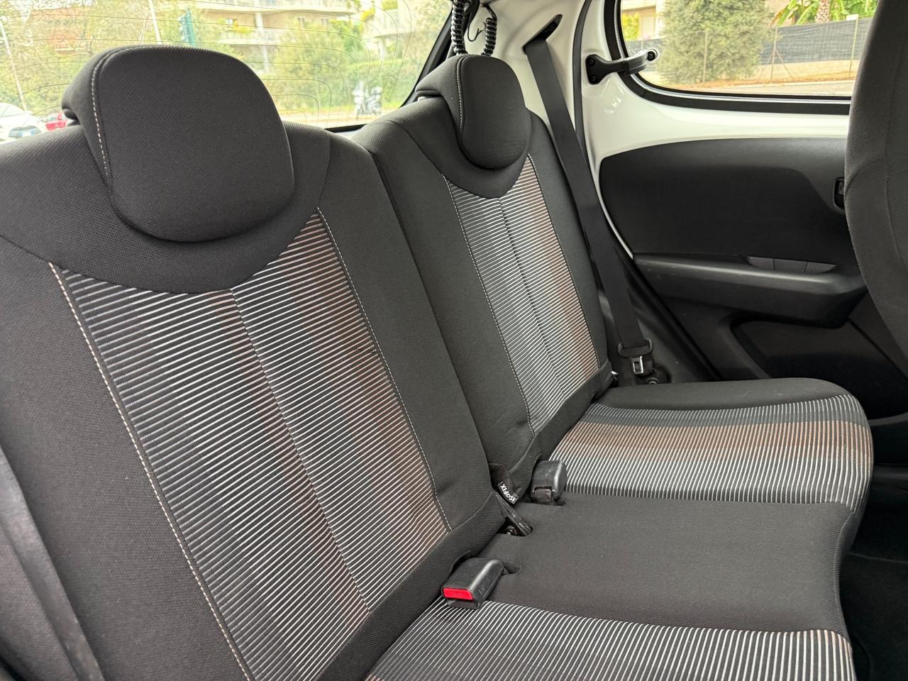 Peugeot 108 VTi 68 5 porte Allure CabrioPDC