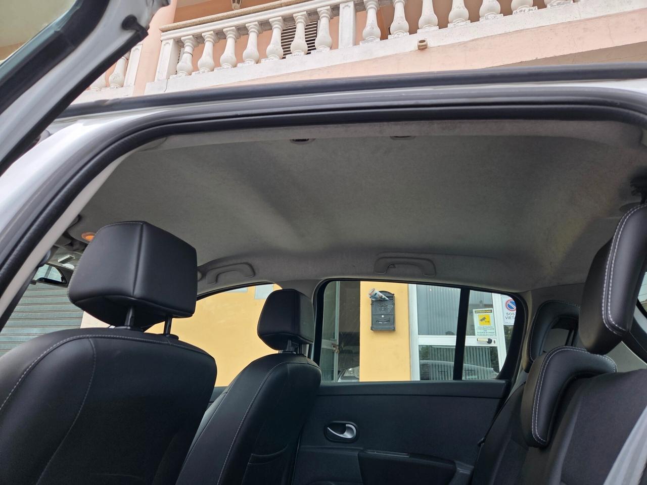 Renault Clio 1.5 dCi UNICO PROPRIETARIO!!!! NEOPATENTATI!!!