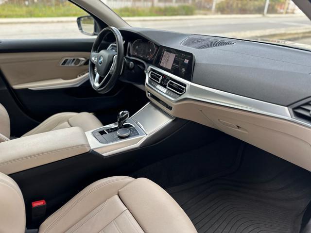 BMW 320 d 190cv Luxury (Pelle Beige/APP/Led/Navi/Retro)
