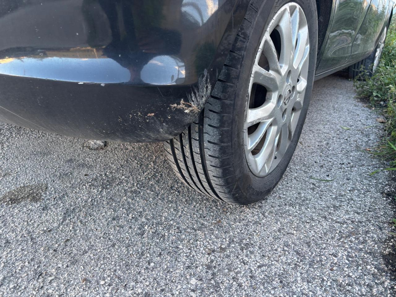 Opel Corsa 1.2 5 porte Cosmo