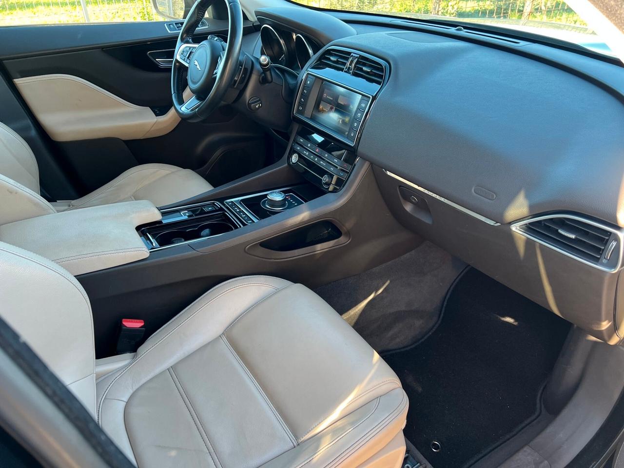 Jaguar F-Pace 2.0 D 240 CV AWD aut. Prestige