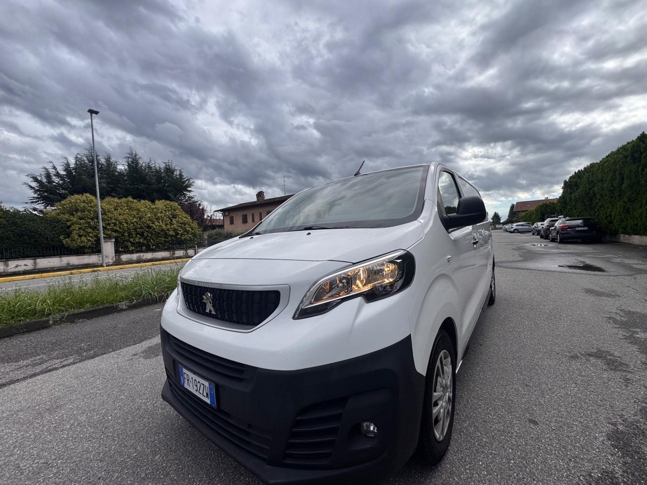 Peugeot Expert BlueHDi 100 PC-TN Combi Compact