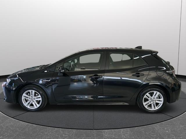 TOYOTA Corolla 1.8 Hybrid Business