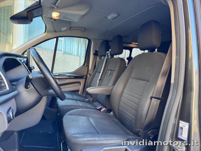 FORD Transit Custom 2.0 170cv PL-N1 6posti Autocarro Titanium