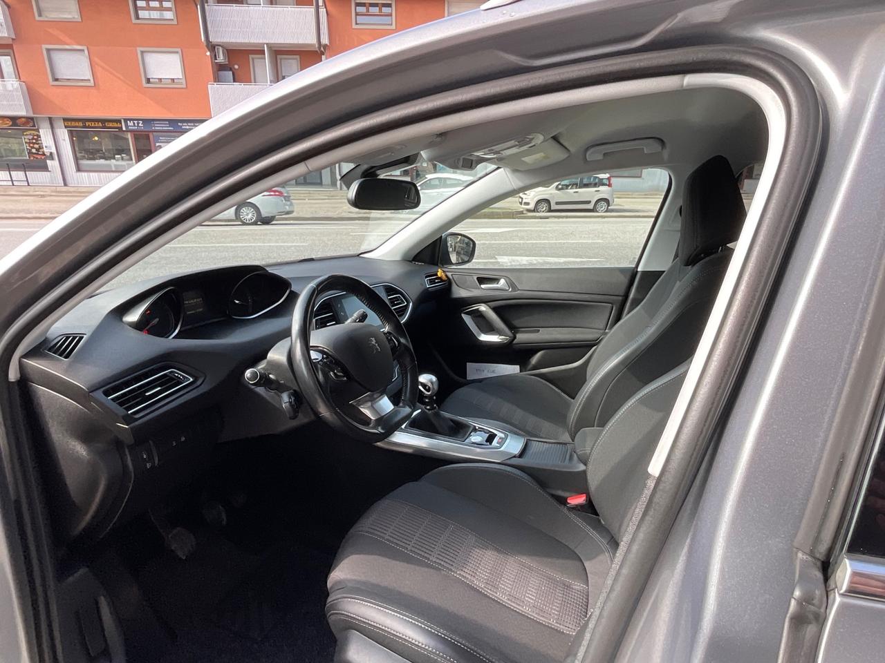 Peugeot 308 BlueHDi 120 S&S EAT6 GT Line