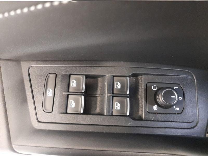 Volkswagen T-Roc T-Roc 2.0 tdi R-Line Plus 115cv