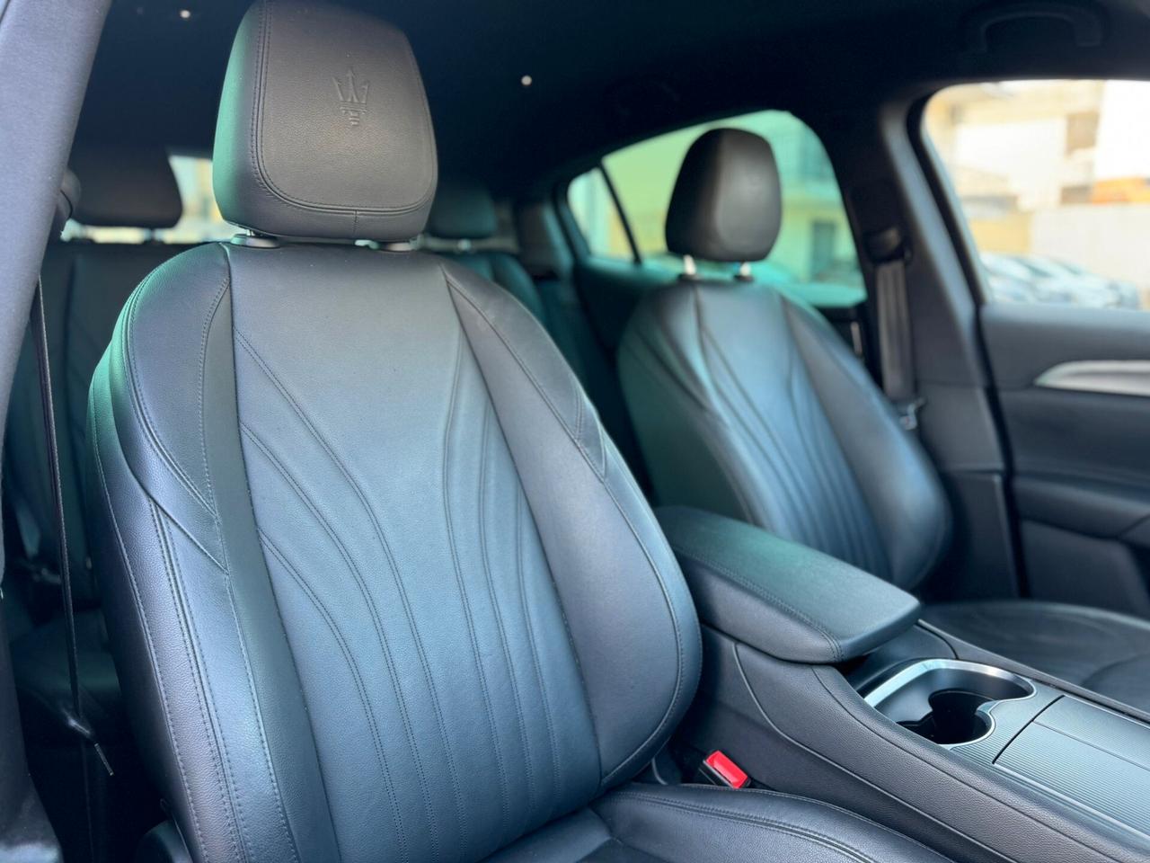 Maserati Grecale MHEV 300 CV AWD GT