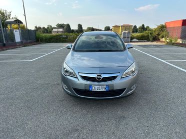Opel Astra 1.4 Turbo 140CV 5 porte Cosmo
