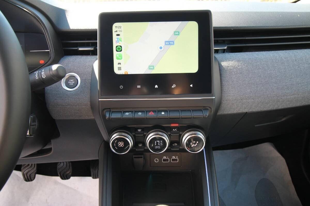 Renault Clio TCe 90 CV 5p Techno|11300KM|2025