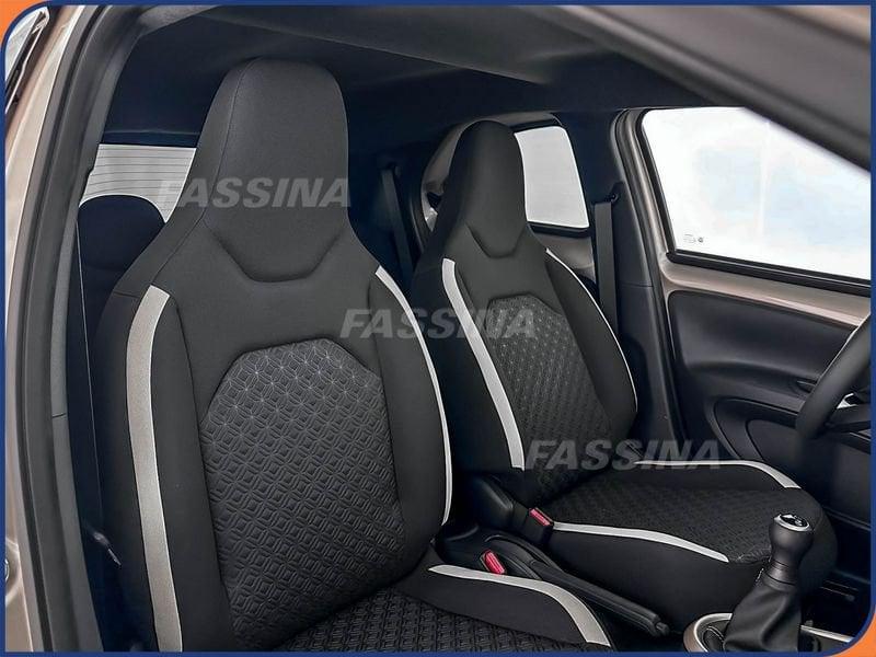 Toyota Aygo X Aygo X 1.0 VVT-i 72 CV 5 porte Trend