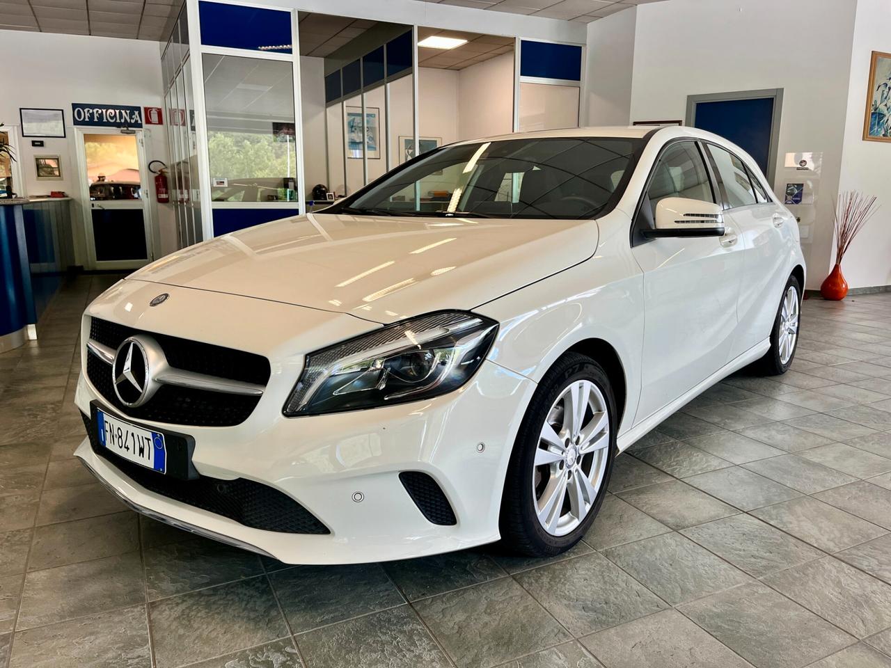 Mercedes-benz A 180 Sport-NEOPATENTATI-
