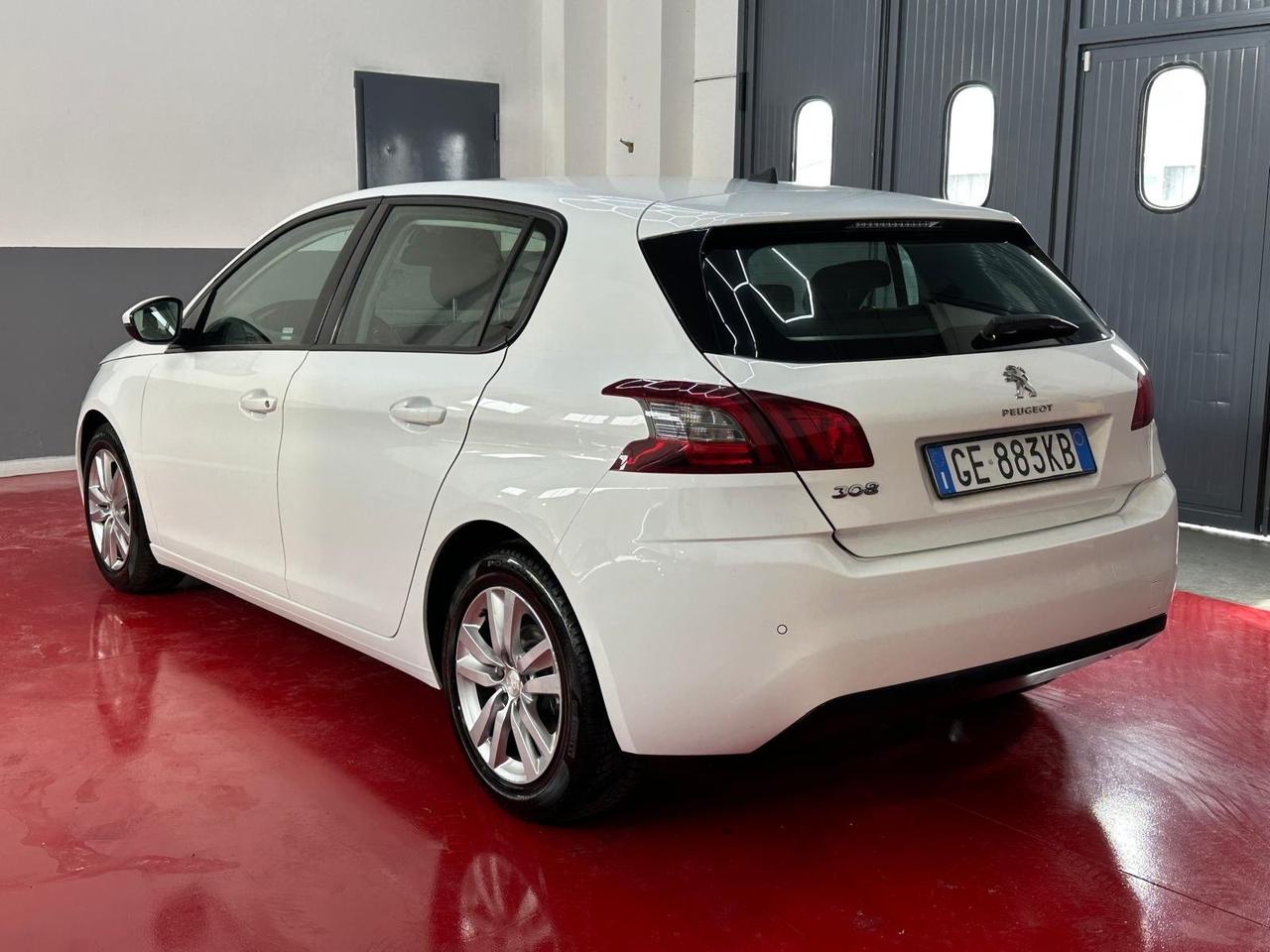 Peugeot 308 BlueHDi 130 S&S Allure