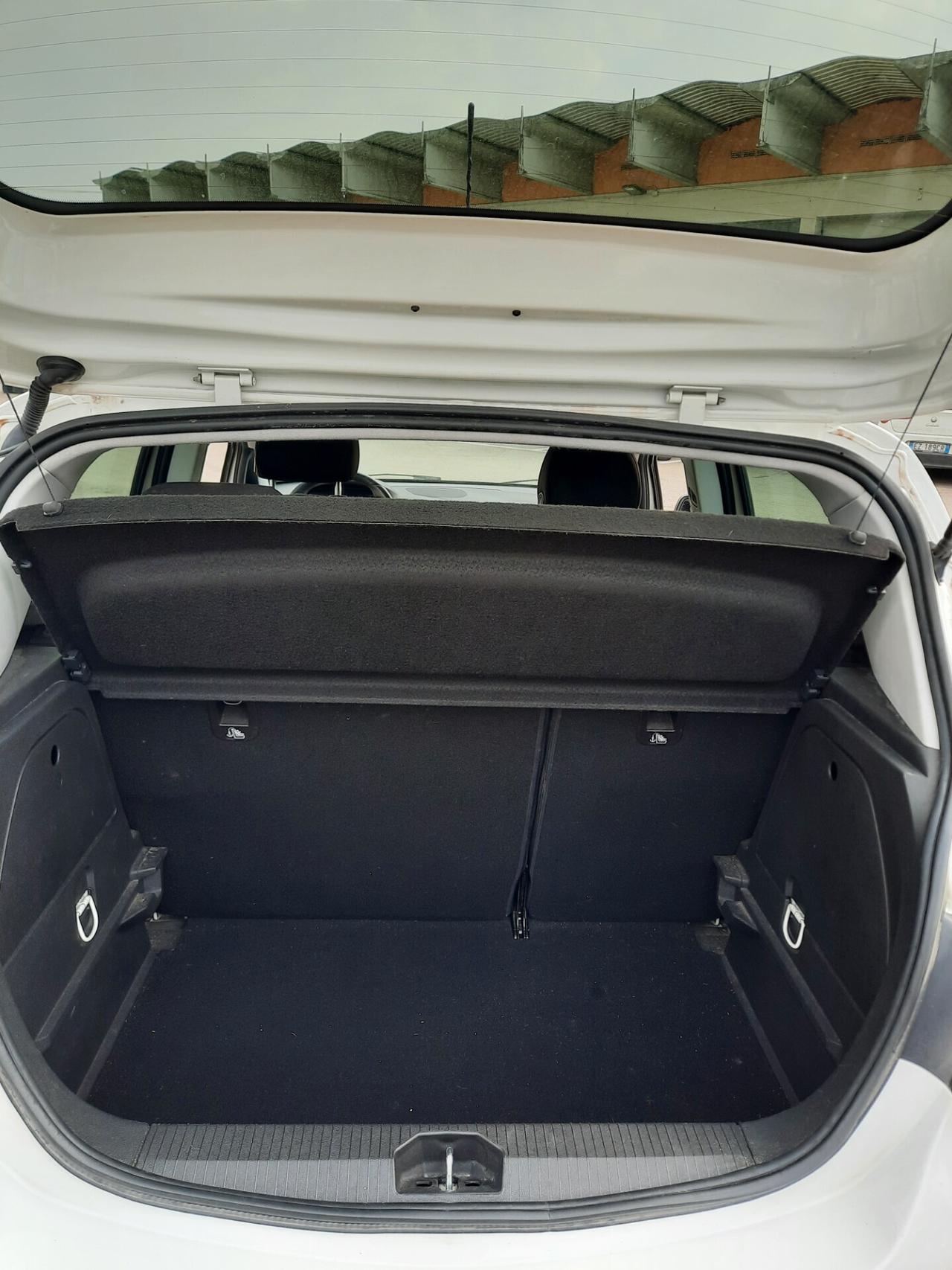 Opel Corsa 1.2 5 porte Innovation OK NEOPATENTATI