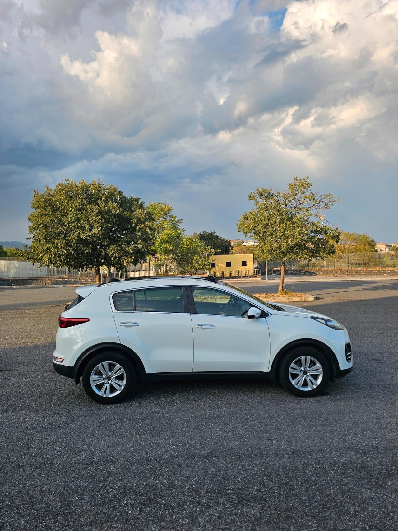 Kia Sportage 1.7 CRDI 115cv 2WD full optional