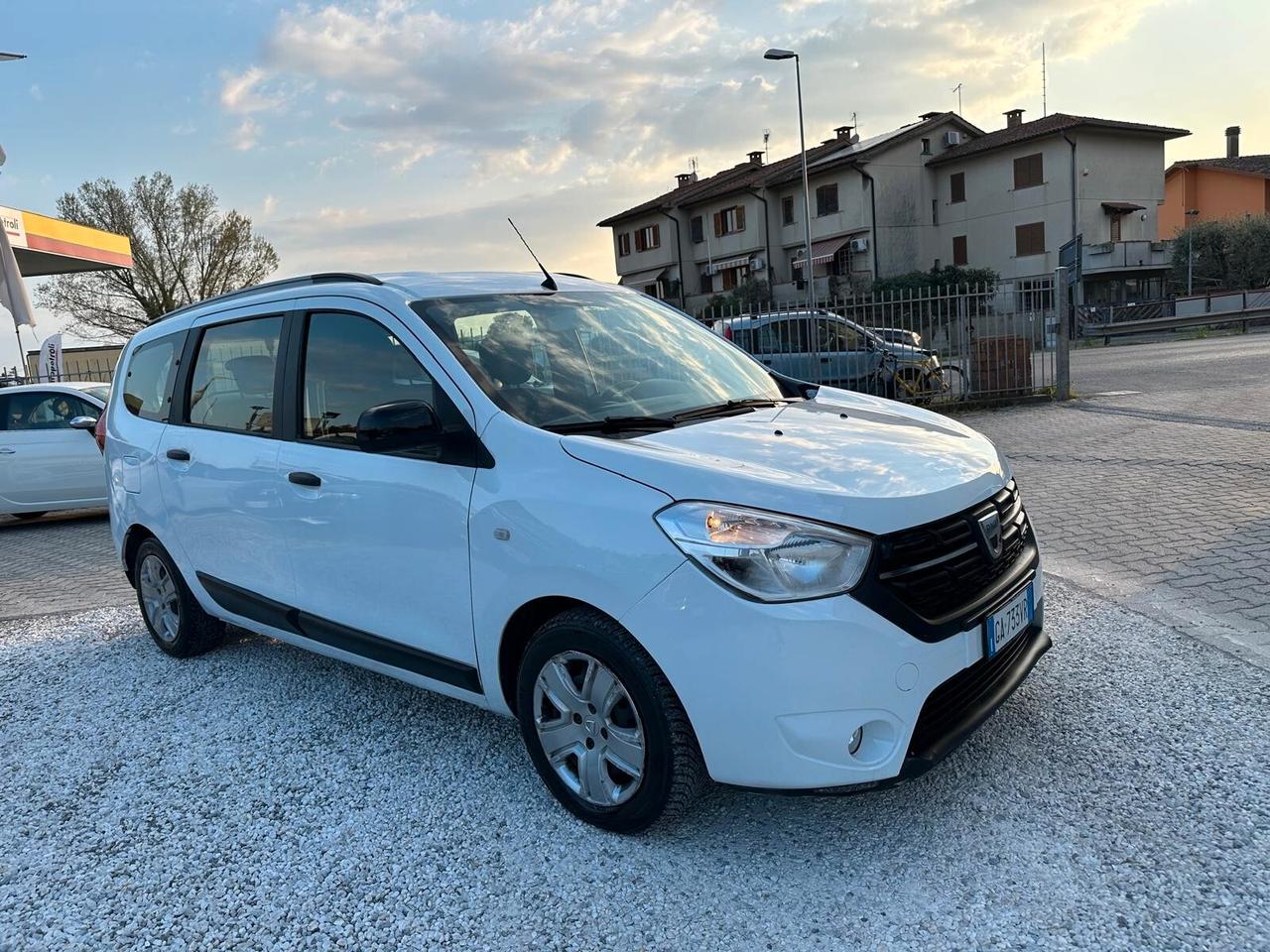 Dacia Lodgy 1.5 Blue dCi 8V 95CV 5 posti Comfort