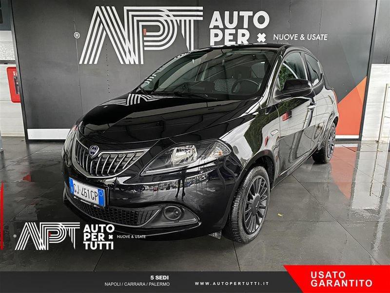 Lancia Ypsilon Ypsilon 1.0 firefly hybrid Silver s&s 70cv