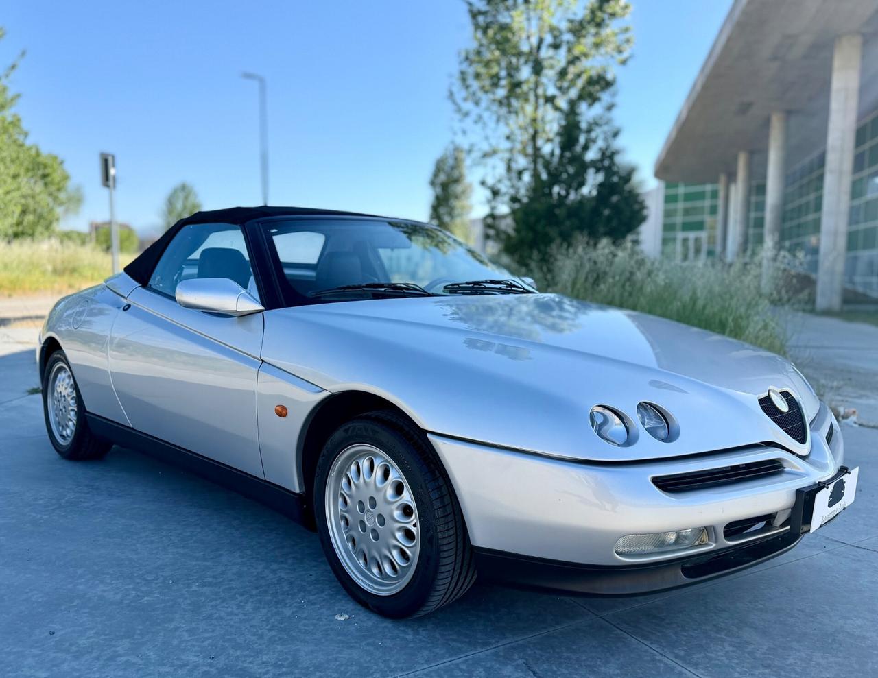 Alfa Romeo GTV Spider 2.0i 16V Twin Spark cat L