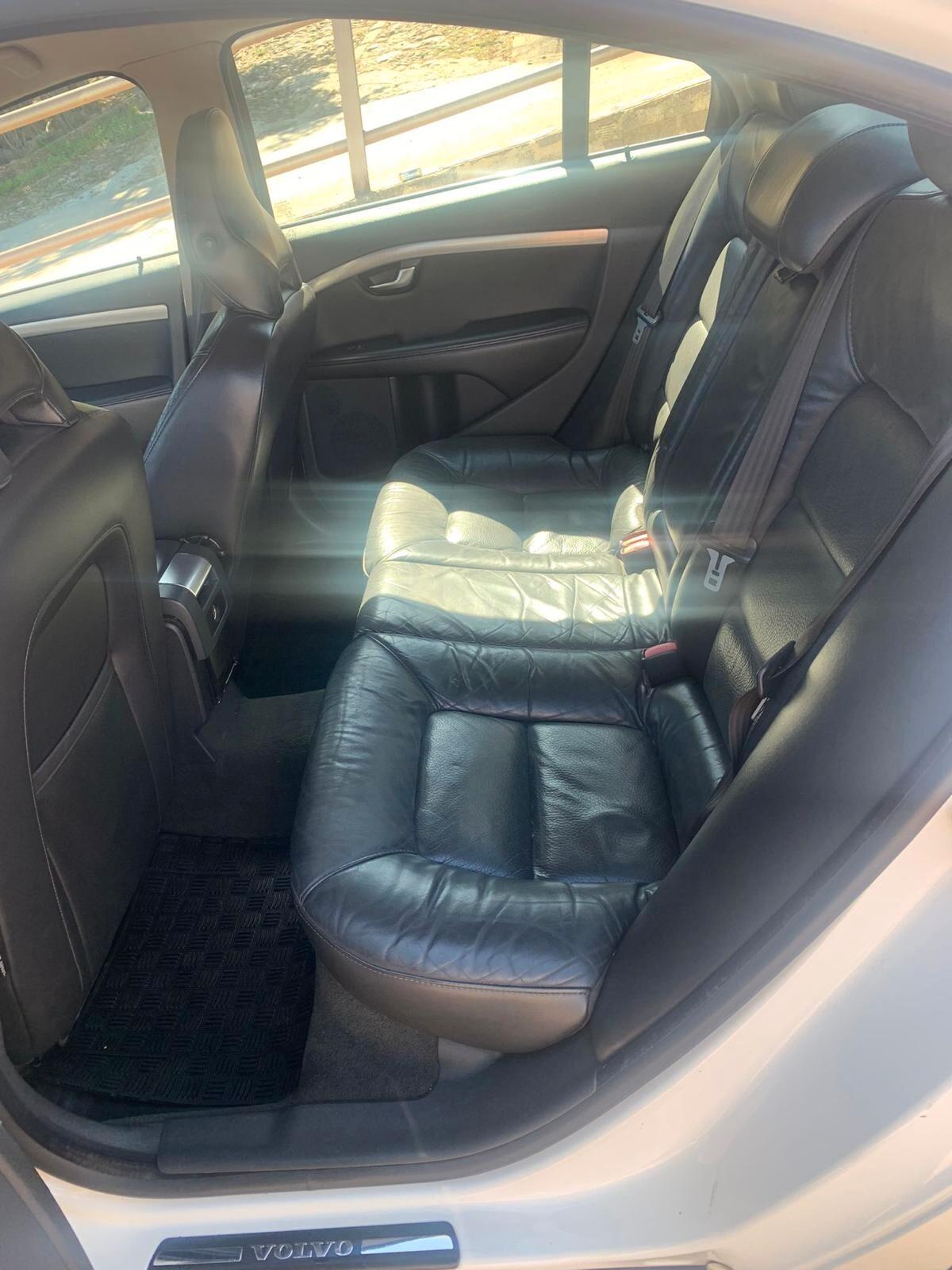 Volvo S80 2.4 D5 205 CV Geartronic Momentum