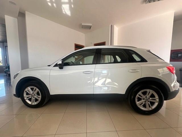 Audi Q3 35 TDI S tronic Business