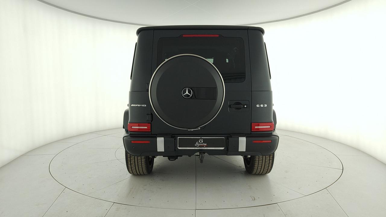 Mercedes-Benz G AMG 63 585cv auto