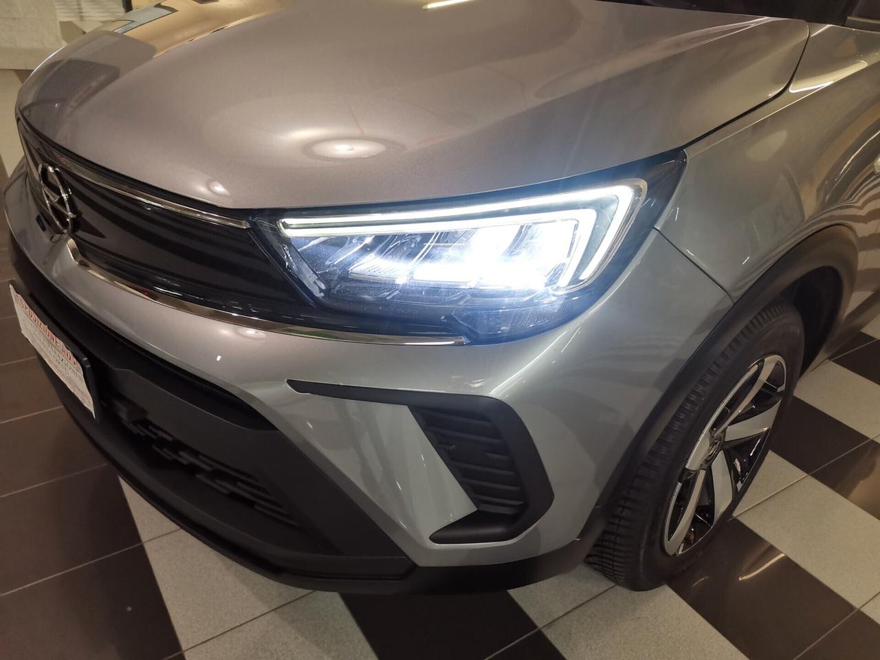 Opel Crossland 15cdti Edition 120cv At6 11 2021