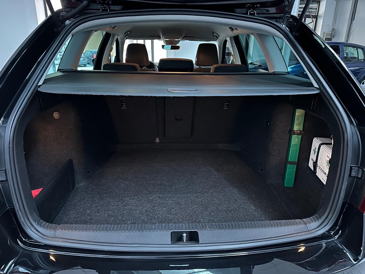 Skoda Octavia 2.0 TDI SCR 150 CV DSG Wagon Style Automatica