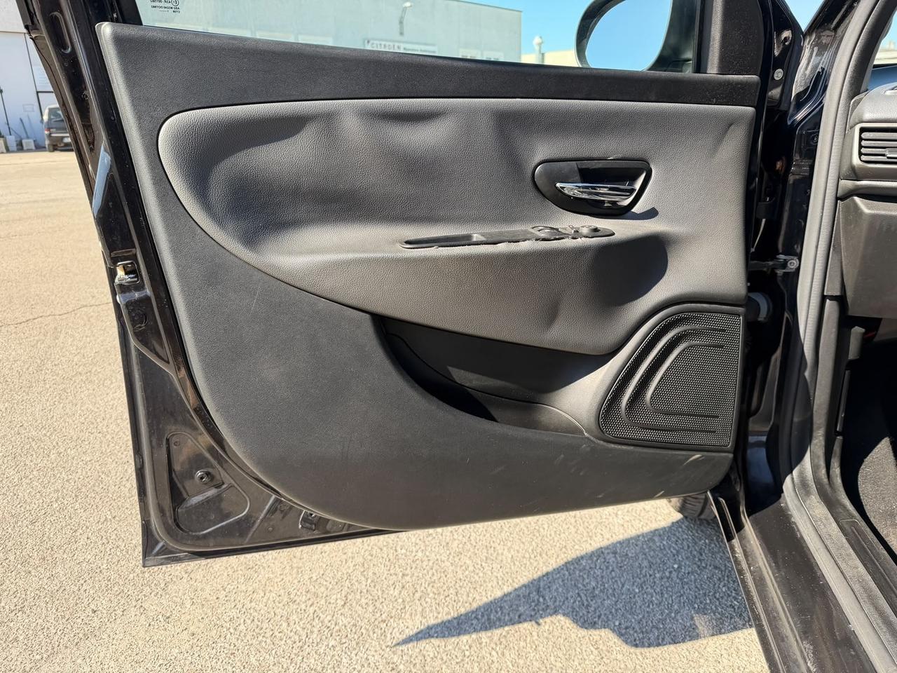 Lancia Ypsilon 99000 KM GARANZIA 12 MESI