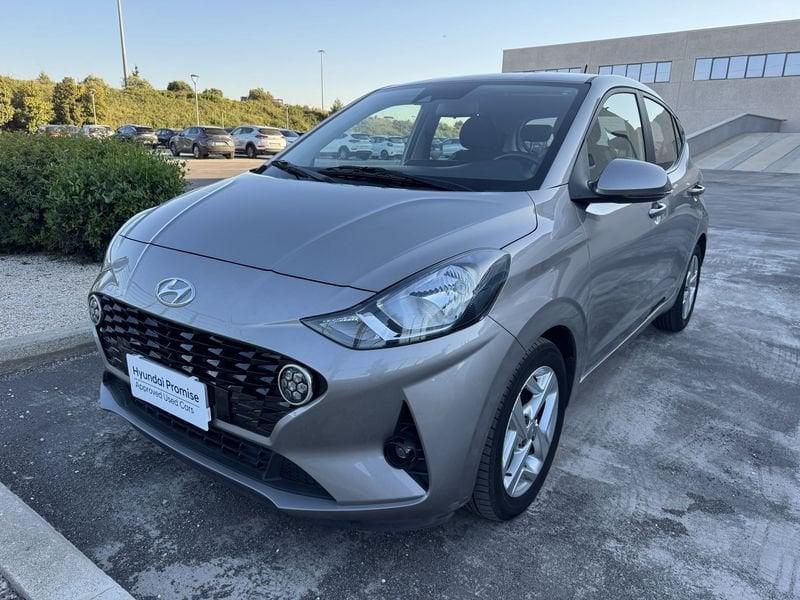 Hyundai i10 1.0 MPI Tech + Connect