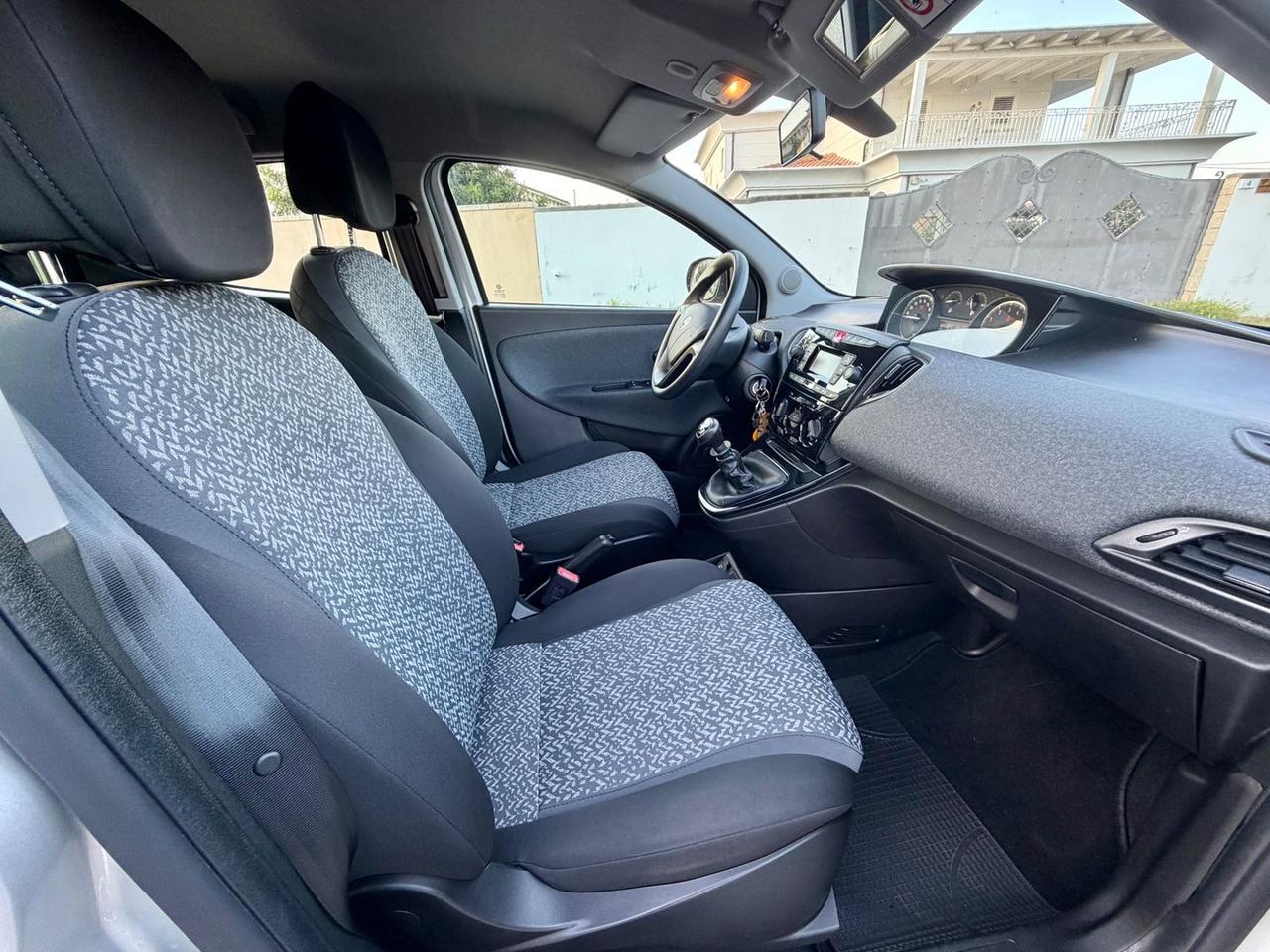 Lancia Ypsilon 1.0 FireFly MHEV EcoChic #10094