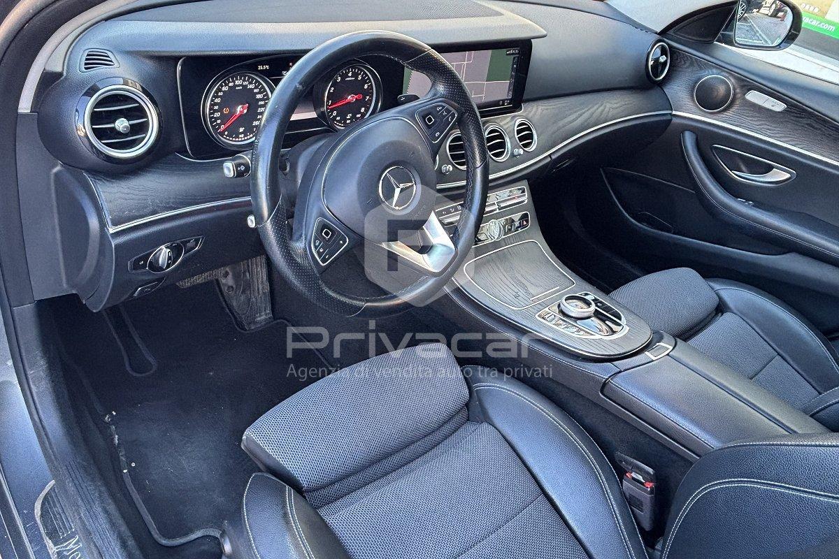 MERCEDES E 200 Auto Exclusive