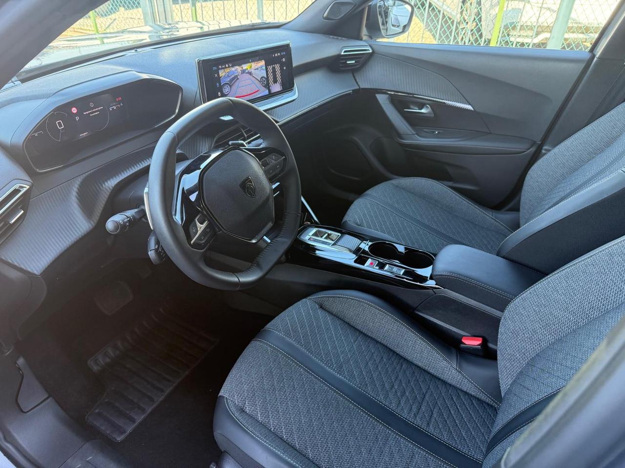 Peugeot 2008 1.2 puretech Allure s&s 130cv eat8