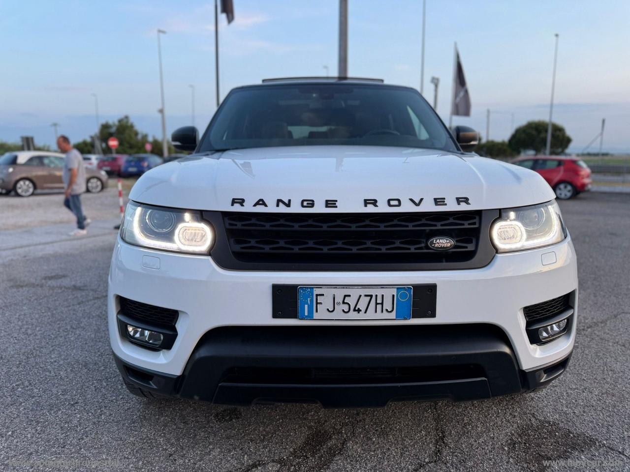 LAND ROVER Range RoverSPORT 3.0 SDV6 HSE