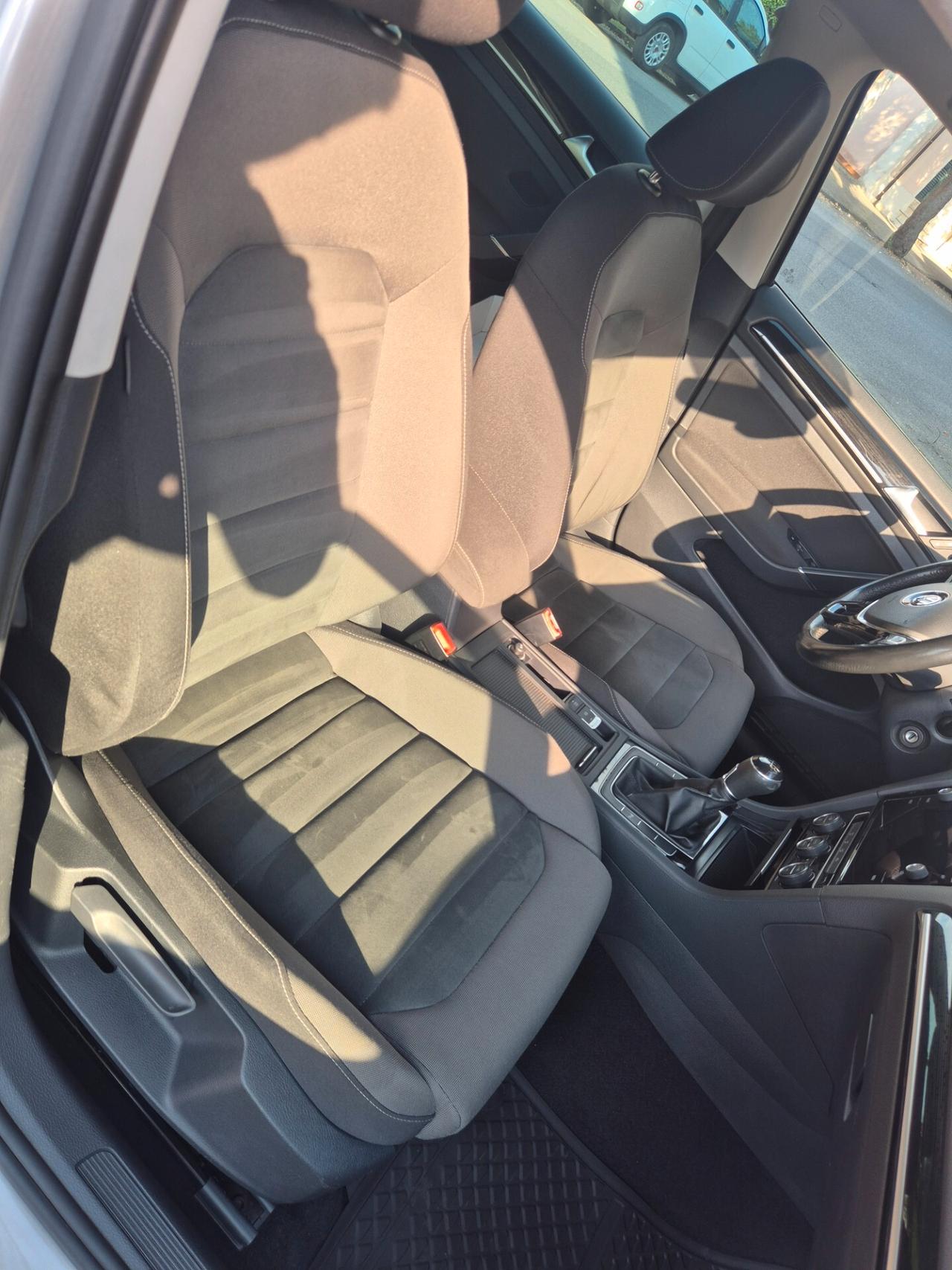 Volkswagen Golf 1.6 TDI 115 CV 5p. Highline BlueMotion Technology