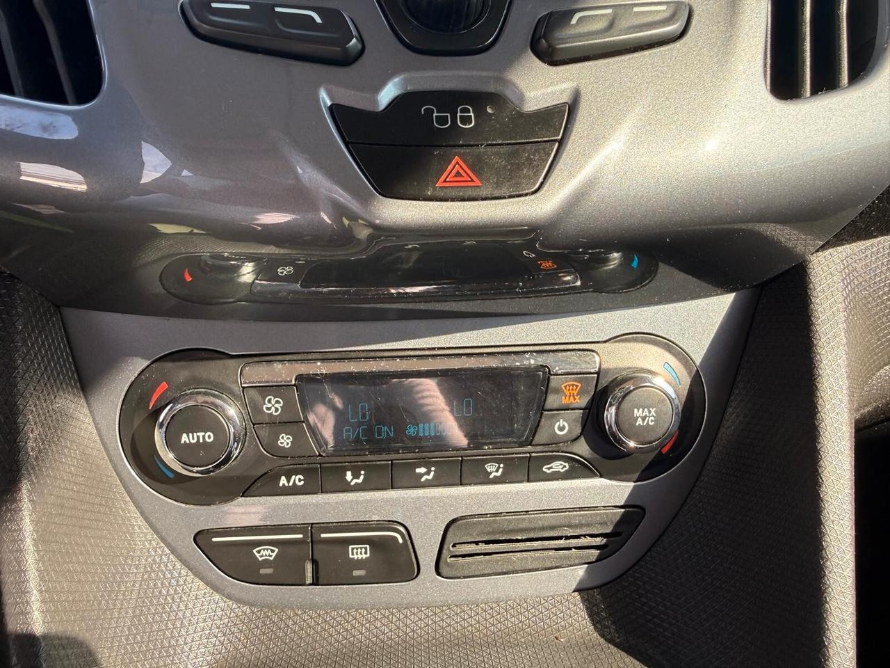 Ford Tourneo Connect Connect7 1.6 TDCi 115 CV Titanium