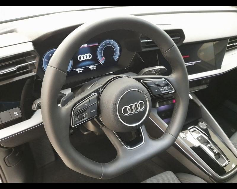 Audi A3 IV Sportback 1.5 tfsi mhev Business Advanced 150cv s-tronic