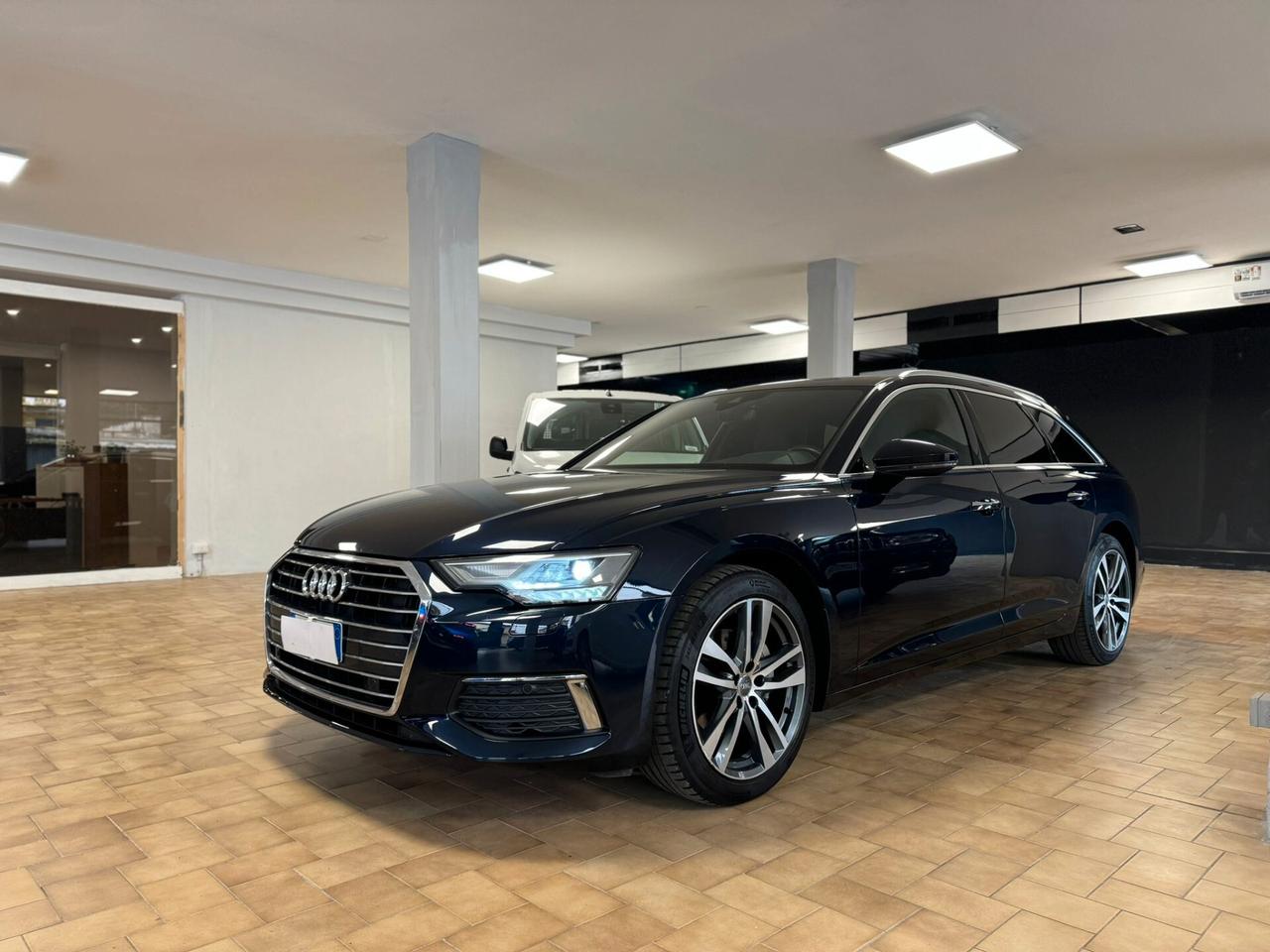 Audi A6 Avant 40 2.0 TDI S tronic Business Sport