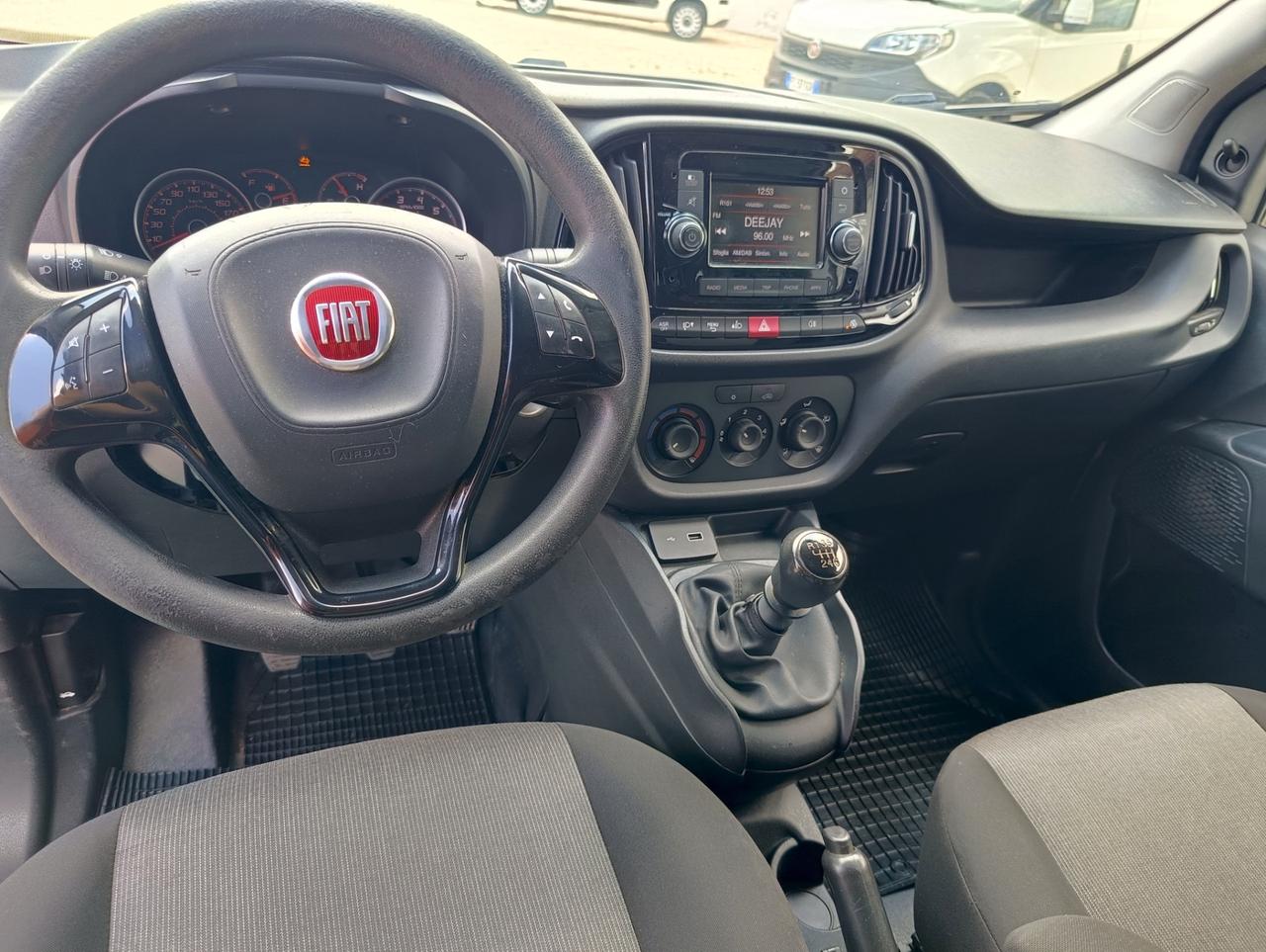 Fiat Doblò 1.6 MJT 105CV Cargo Maxi XL Lounge - 2019