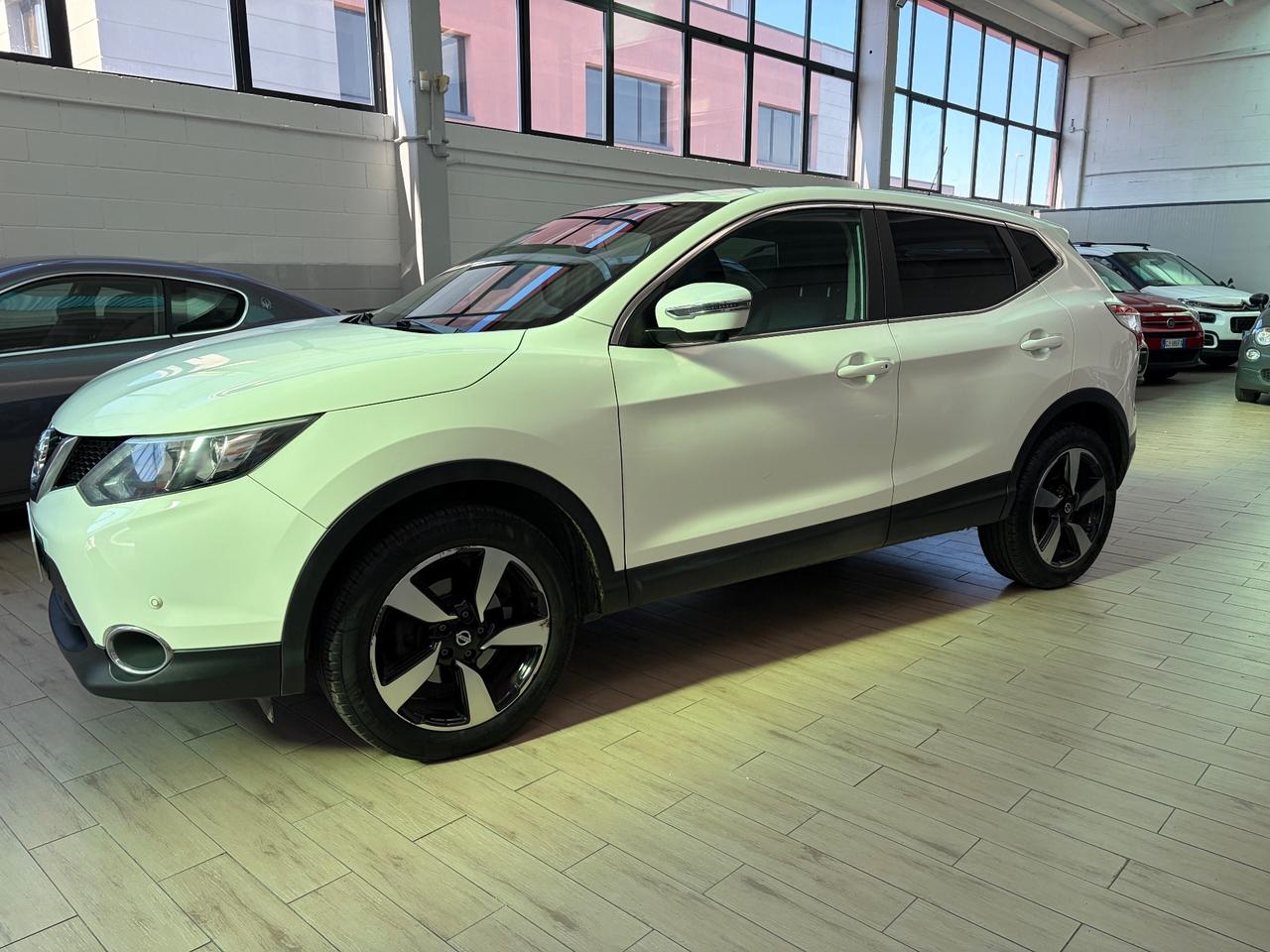 Nissan Qashqai 1.2 N-Connecta