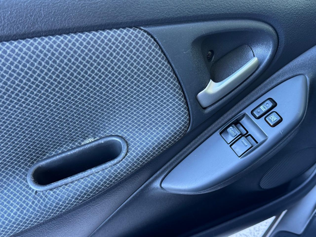 Toyota Yaris 5 PORTE 1.3 Luna my03 NEOPATENTATI