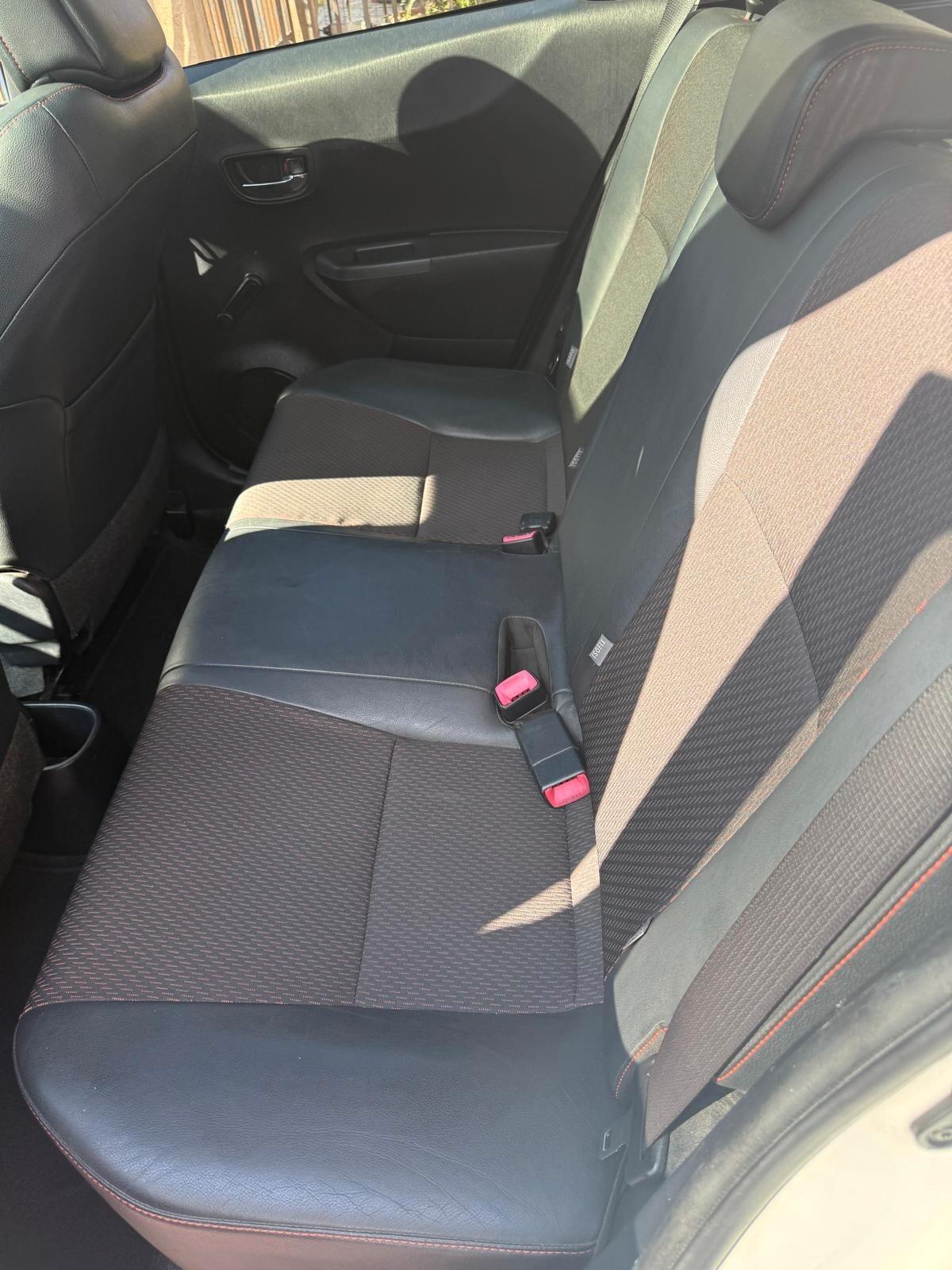 Toyota Yaris 1.4 D-4D 5 porte Lounge