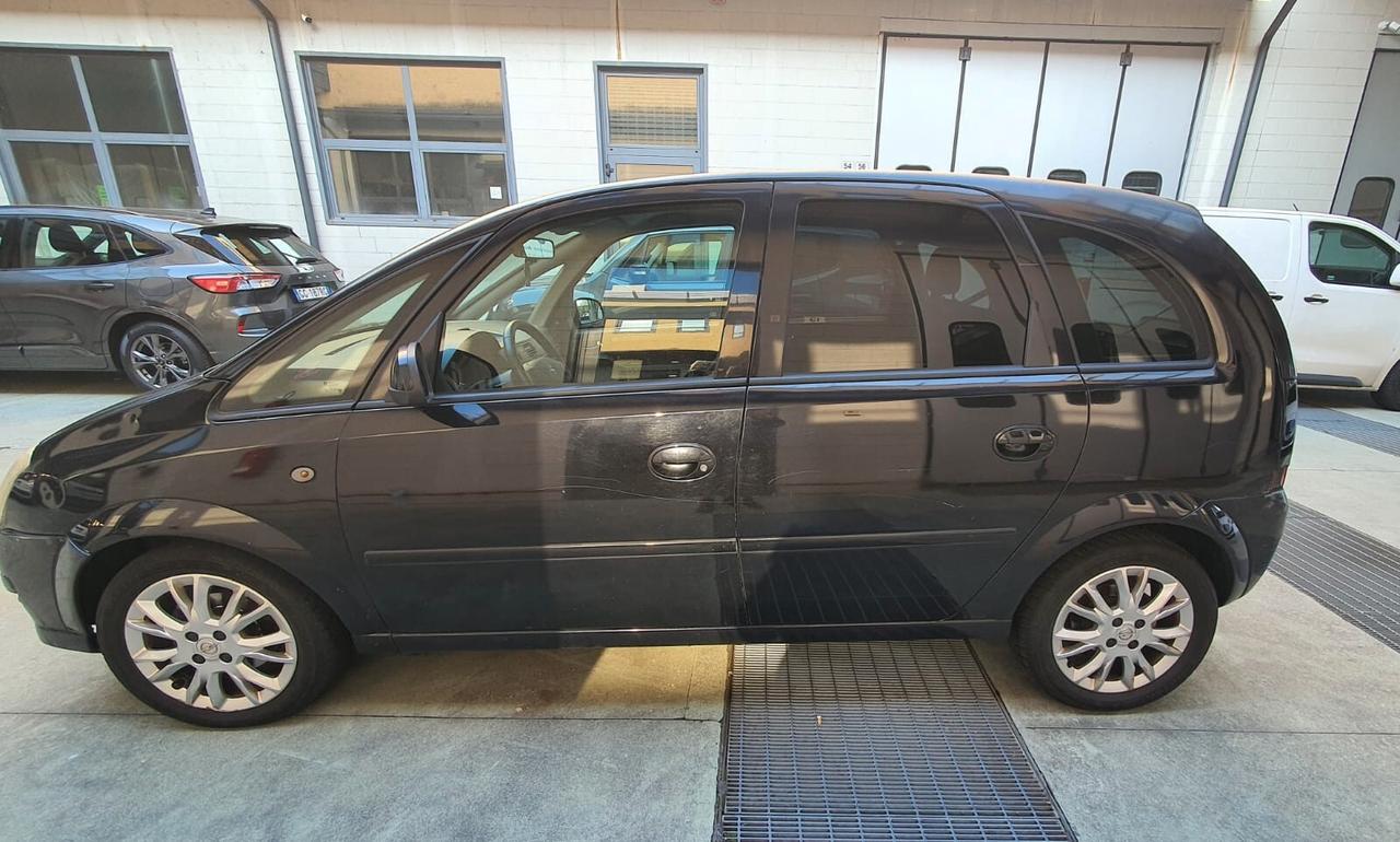 Opel Meriva 1.4 16V benzina