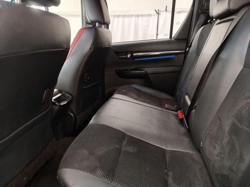 Toyota Hilux Hilux 2.8 D-4D A/T 4WD 4 porte Double Cab GR SPORT