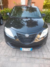 Lancia Ypsilon 0.9 TwinAir 85 CV Metano