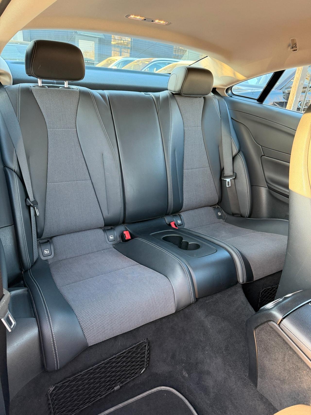 Mercedes-benz E 220 d Auto Premium Plus