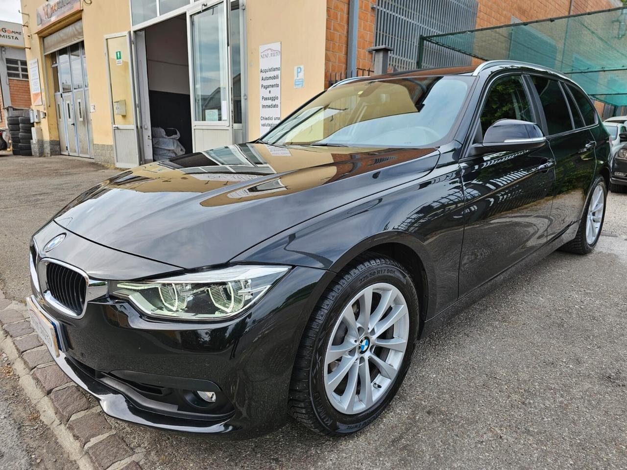 Bmw 316d 115cv Touring Sport*Aut*Bi-Xeno*Navi*Pdc*17*