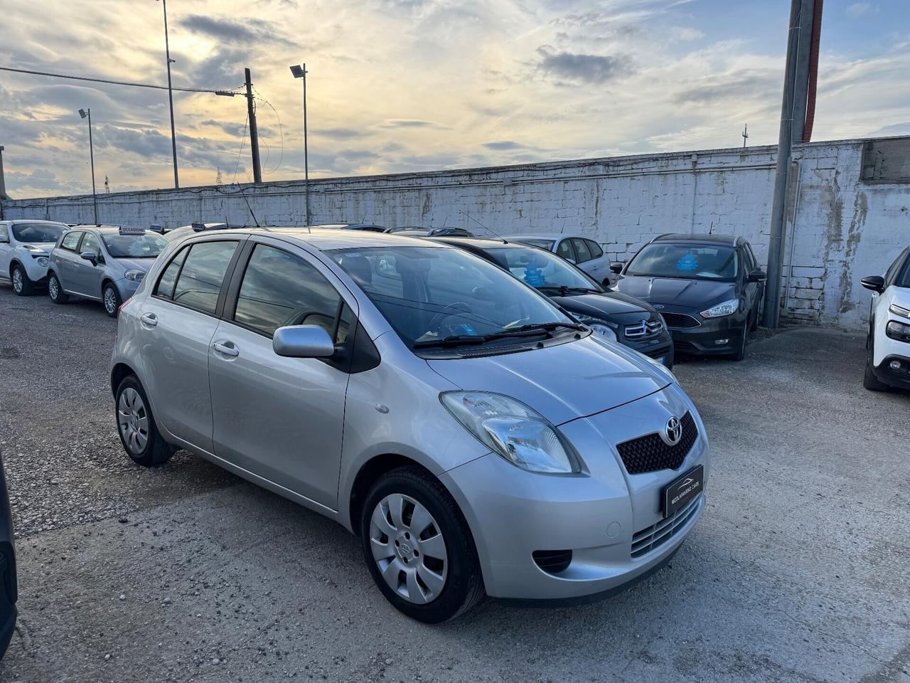 Toyota Yaris 1.0 5 porte Sol “NUOVISSIMA”