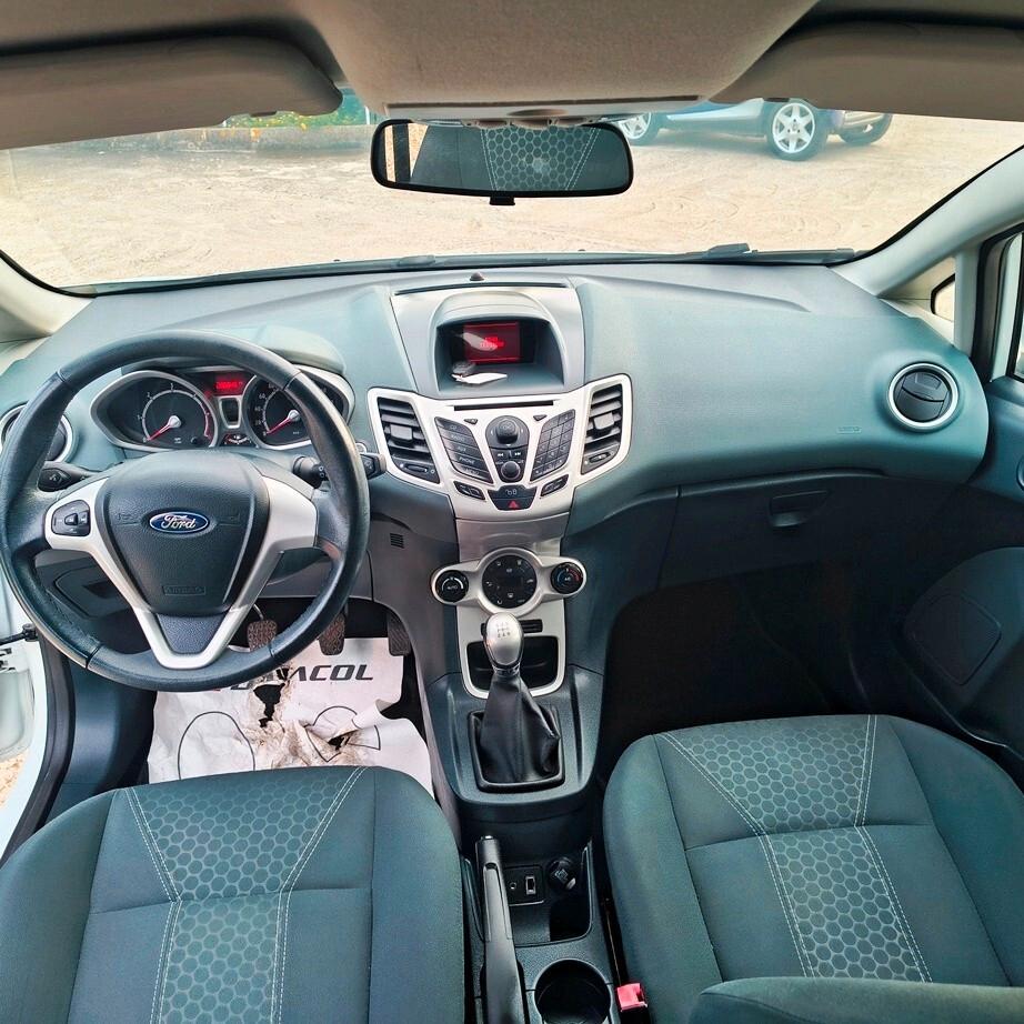 Ford Fiesta 1.4 TDCi 5p. Titanium