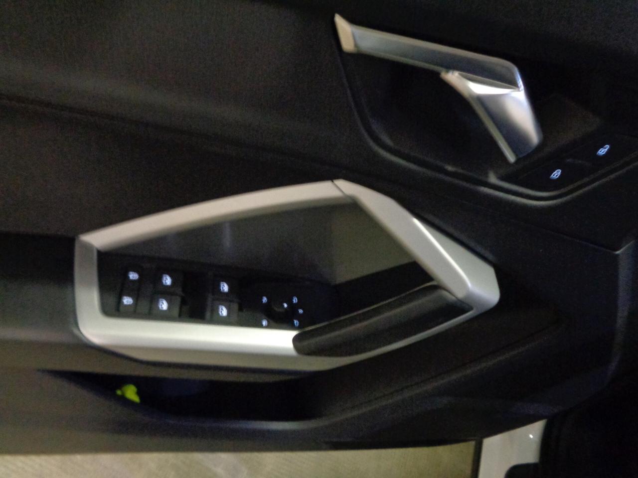 Audi Q3 35 TDI S tronic Business